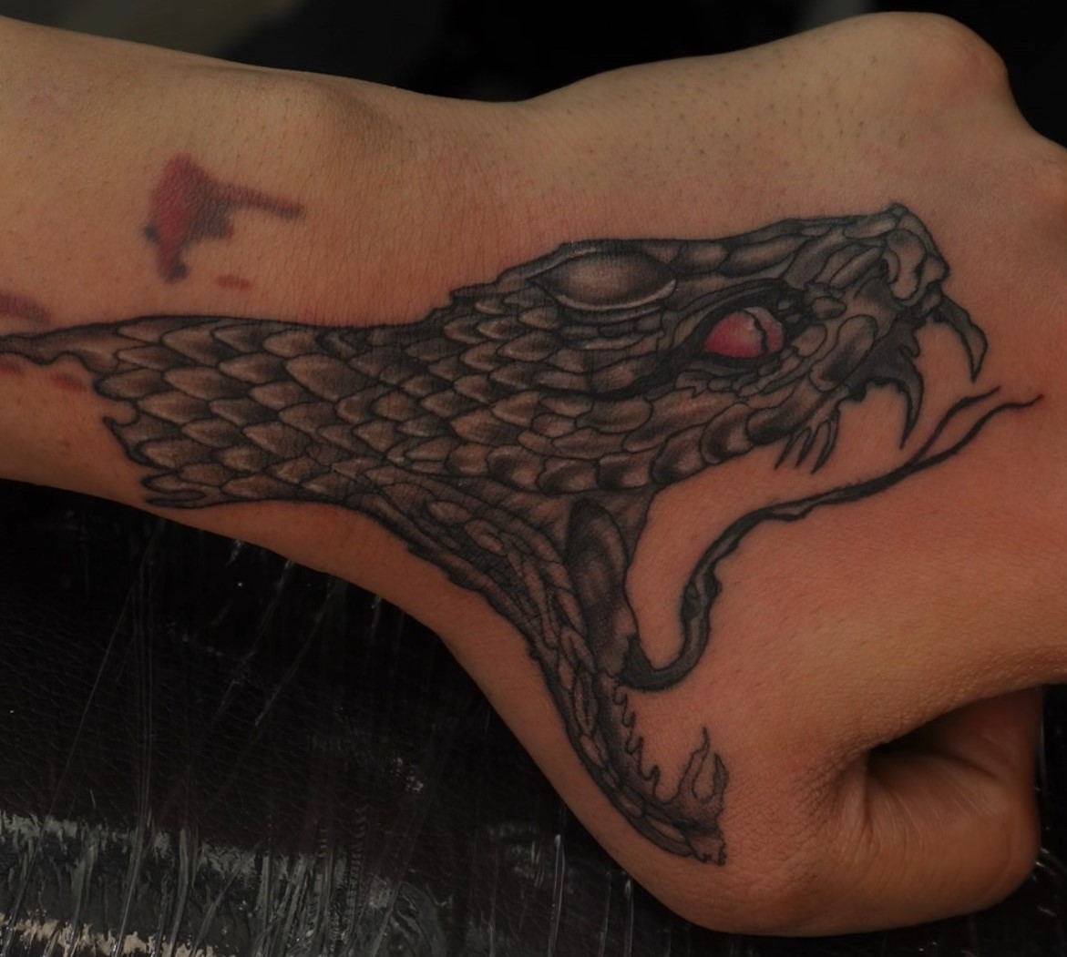 Tattoo artist Surrey – skilled professional creating detailed custom tattoo design