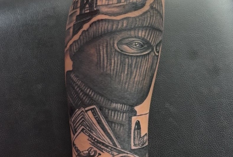 Cover-up tattoos Surrey BC – expert tattoo redesign covering faded or unwanted ink