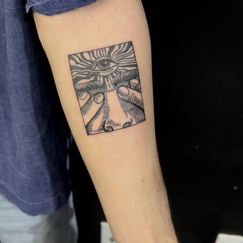 Tattoo artist Surrey – experienced artist working in a modern, hygienic studio